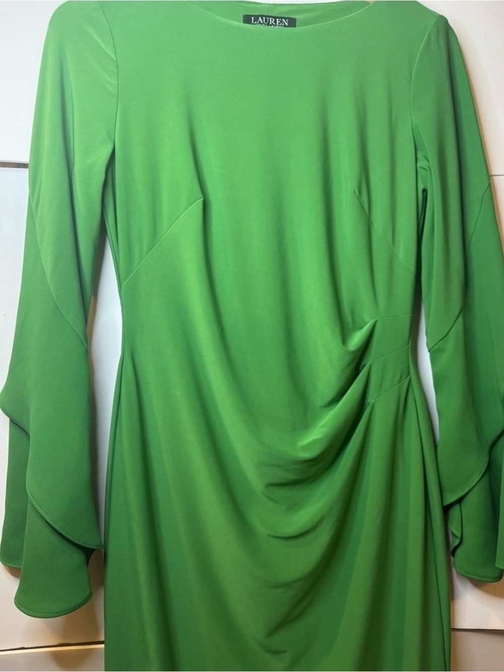 Lauren Ralph Lauren Kelly Green Ruffle Bell Sleeve Sheath Dress - Size 4 - Picture 7 of 10